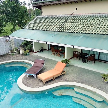 Villa Yukie Senggigi Montongbuwoh Exterior photo